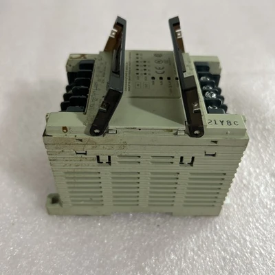 USED Omron CPM1A-10CDR-A-V1
