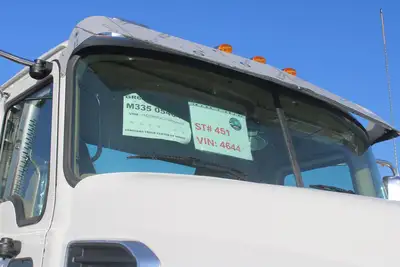 New | in-Stock 2026 MACK GRANITE 64BR Cab Chassis trucks Texas US | Roll Off Truck World #1491873