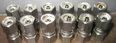 USED Swagelok AT SERIES SC15-4U F04-N-DS-11 AZNX MS-A15-4-DIN