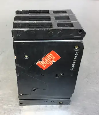 SIEMENS I-T-E Circuit Interrupter E63A005 5A 3 Pole 600VAC 4F