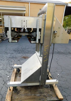 USED ELF AUTOMATIC CAPPER ACT 600