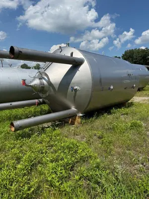 Used 2008 MUELLER 5,700 GALLON Stainless Steel Tanks New Jersey US | Perry Equipment #871878