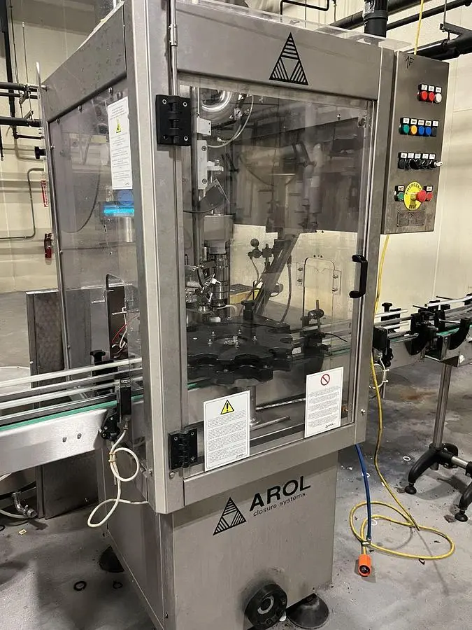 USED 2000 AROL CLOSURE SYSTEMS EAGLE PK