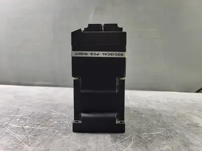 USED SIEMENS 6GK5208-0BA00-2AA3