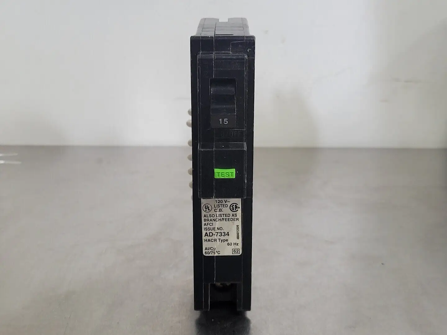 USED SQUARE D HOM115AFI