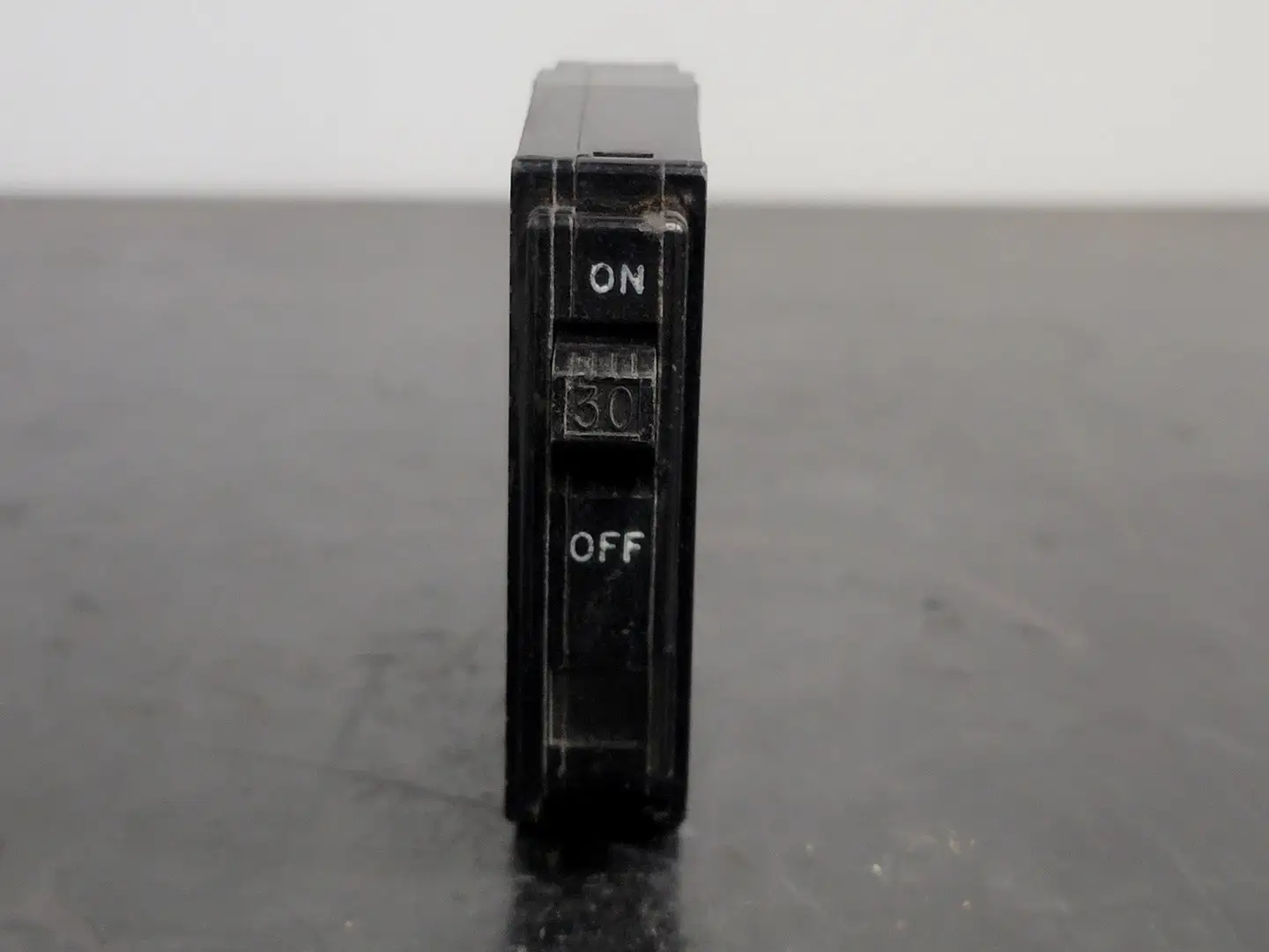 Used SQUARE D QO130 Switchgears British Columbia CA | Lenmark #242952