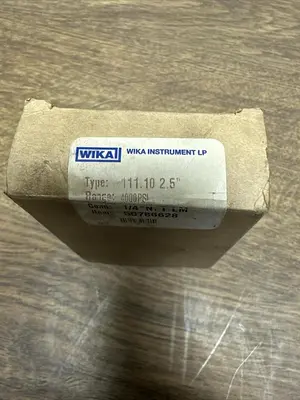 New | in-Stock WIKA 111.10 2.5 Universal Pressure Meters Ohio US | Surplus Asset Holdings #1245612