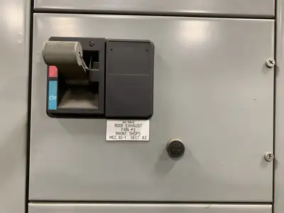 Five Star Motor Control Center (MCC), 600V Max., 1000A, 21 Buckets