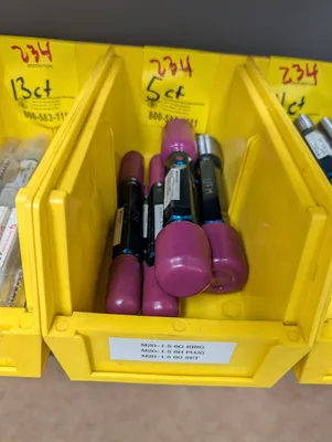 Used _UNKNOWN_ _UNKNOWN_ Pin & Plug Gages Texas US | IRS Auction #1320721