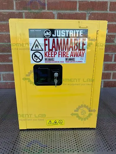 Used JUSTRITE 4 GALLON FLAMMABLE LIQUID STORAGE CABINET W/ SOFT CLOSE DOORS, KEY Biological Safety Cabinets | Equipment Lab #486636