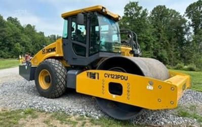 USED 2019 XCMG CV123PDU