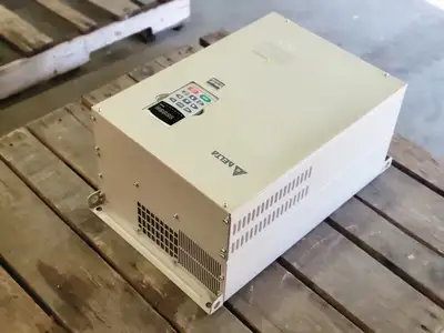USED DELTA ELECTRONICS INC VFD300V43A-2