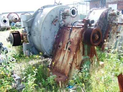 (3) Krauss-Maffei HZ 1302 peeler centrifuges, 316SS.