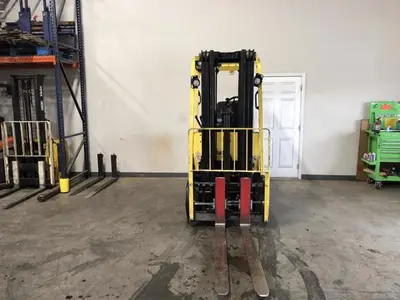 USED 2016 HYSTER E60XN