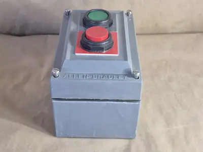 New | in-Stock ALLEN-BRADLEY 800H-2HZ4R Switchgears British Columbia CA | Lenmark #239337