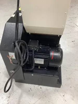 USED MILACRON MG-814