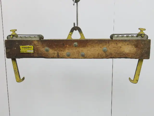 Used BHS BATTERY HANDLING SYSTEMS _UNKNOWN_ Forklift Attachments | Arrow Industrial #563176