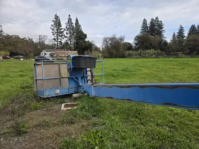 USED 1997 GENIE S60