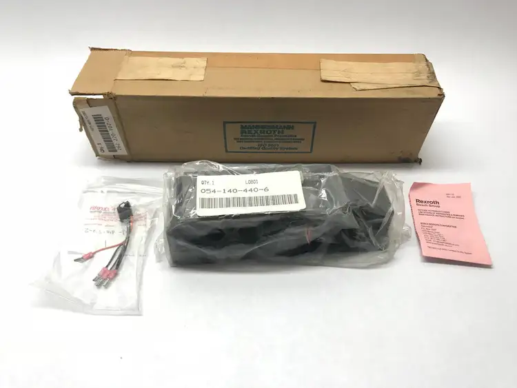 Used REXROTH 5599 / 2 RM MANIFOLD BLOCK ASSEMBLY Valves/Fittings | Maverick Industrial Sales #1108342