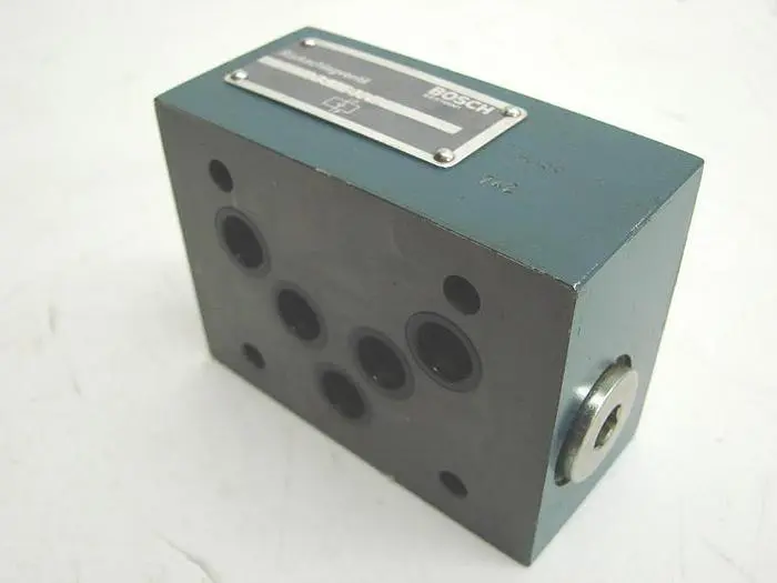 Used BOSCH 0 811 000 011 Valves/Fittings Michigan US | Ideal Machinery #583741