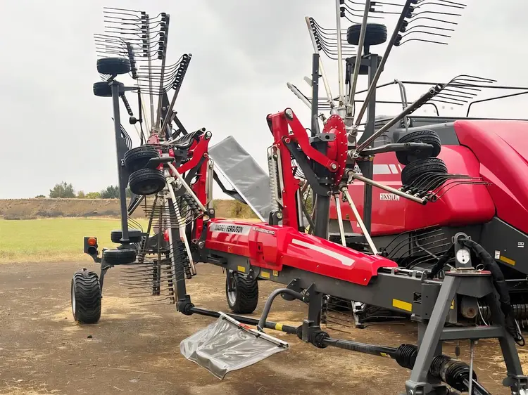 Used 2023 MASSEY FERGUSON RK842SD-TRC PRO Hay Rakes GB | Berry Machinery #1069379