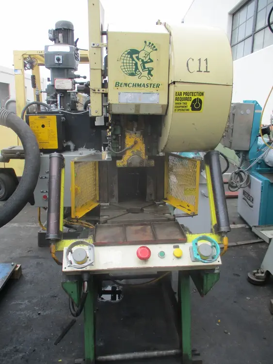Used BENCHMASTER _UNKNOWN_ O.B.I. Presses California US | TNT Industrial #1082804