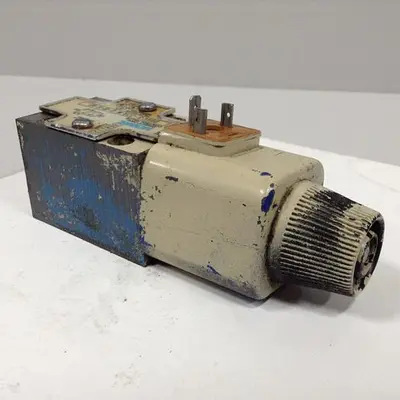 USED VICKERS DG4V322AMUH940