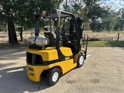 USED 2015 YALE GLP050VX
