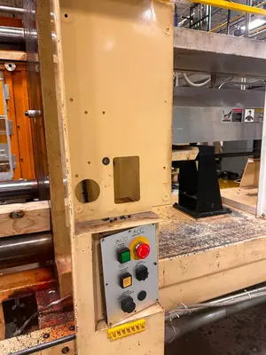 USED 2002 VAN DORN 500SP2800