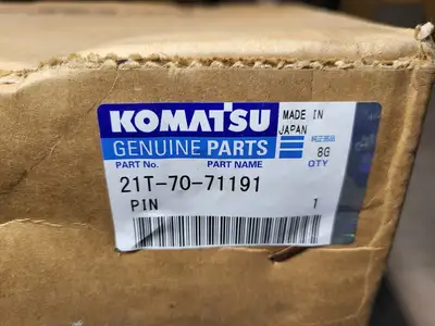 USED KOMATSU 21T-70-71191