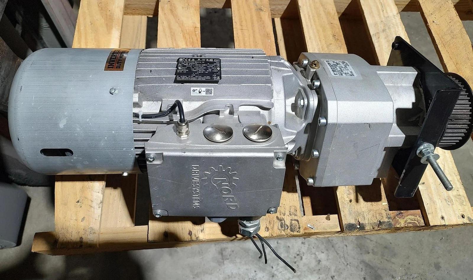Used NORD SK100LP/4 CUS BRE40 HL TW Gearmotors Kentucky US | Edwards Industrial Repair #1321303