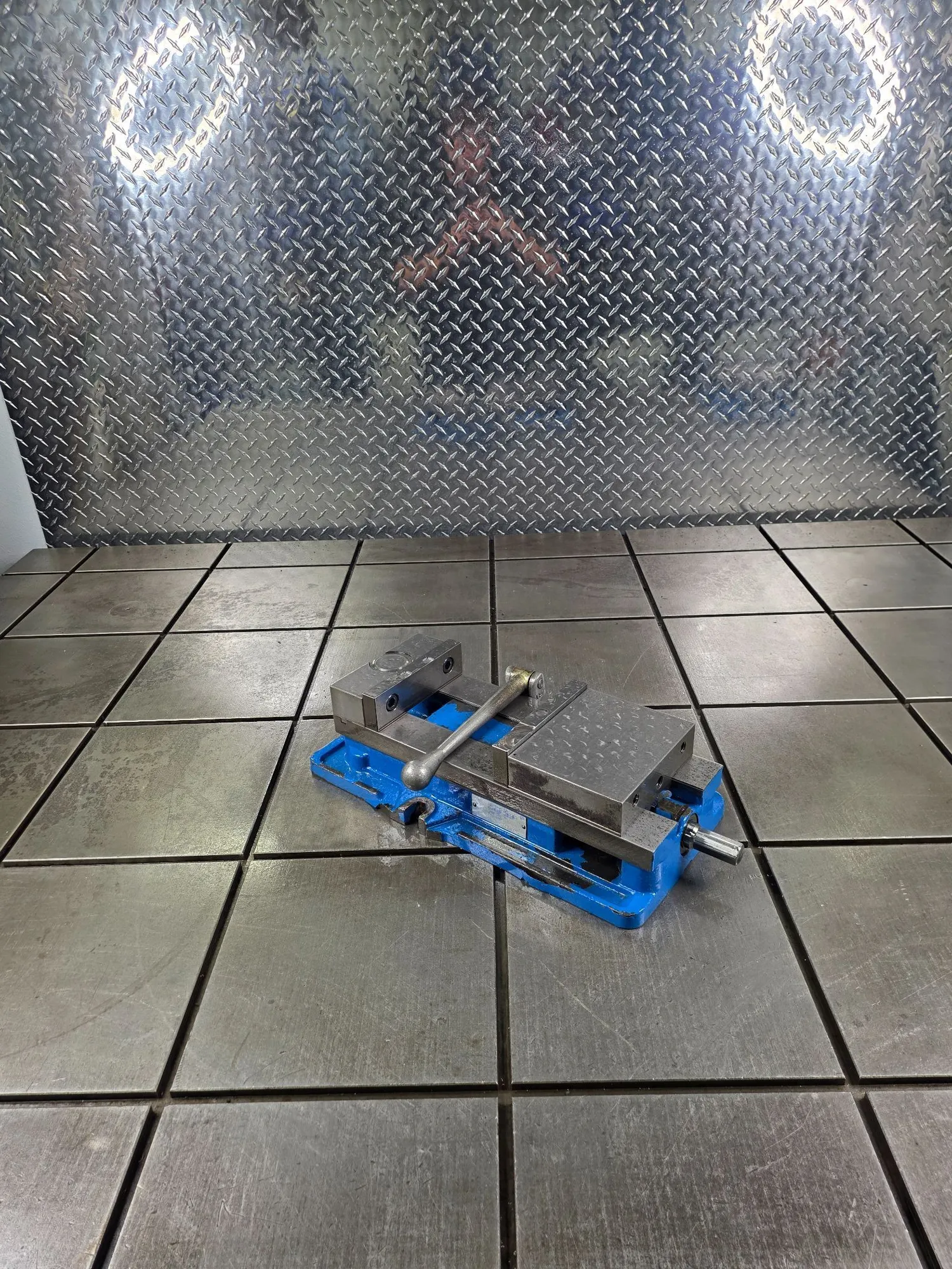 Used KURT D675 Vises Florida US | GMT #1503981