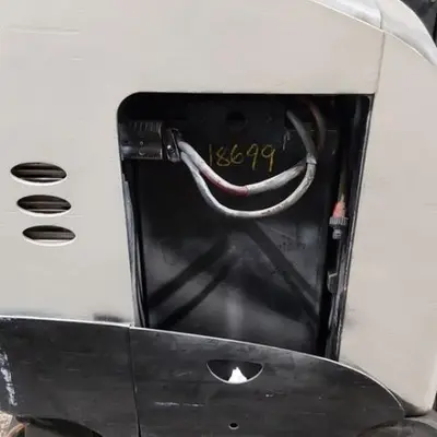 USED 2016 CROWN RR5725-45