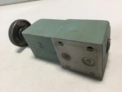 USED YUKEN DG-01-22