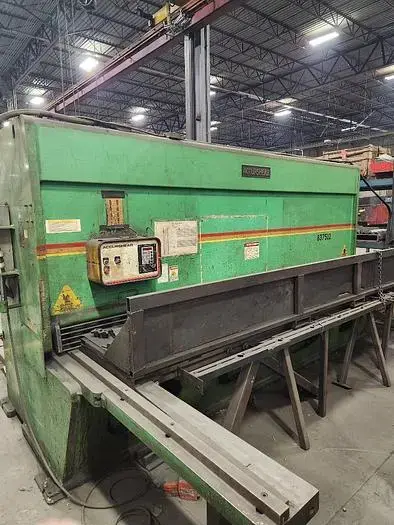 Used ACCURPRESS 837512 Power Squaring Shears (Inch) Kentucky US | Aucto #565284