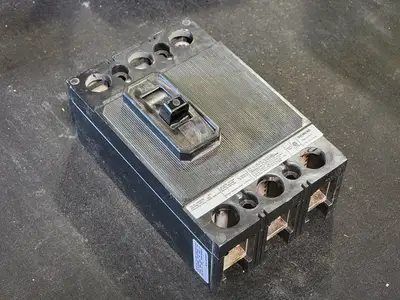 USED SIEMENS QJ23B200