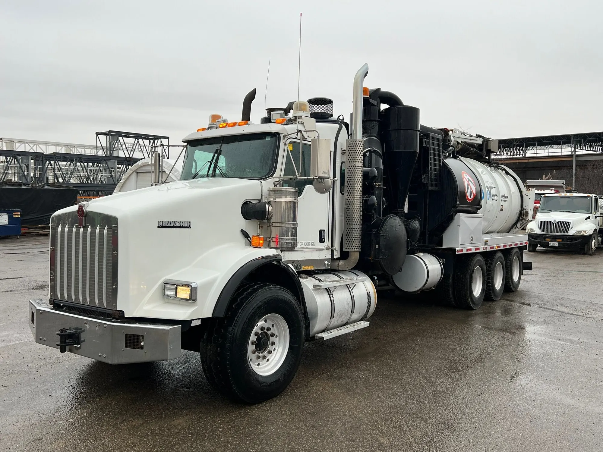 USED 2013 VACTOR Kenworth T800 HXX 15