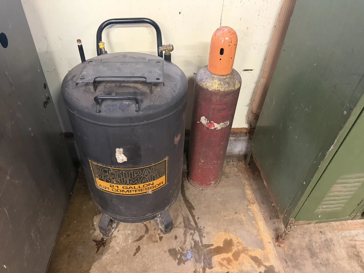 Used _UNKNOWN_ _UNKNOWN_ Cryogenic & Gas Tanks Michigan US | Miedema Asset Management Group #1361557