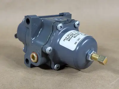 NEW FISHER 67CFR-601TB