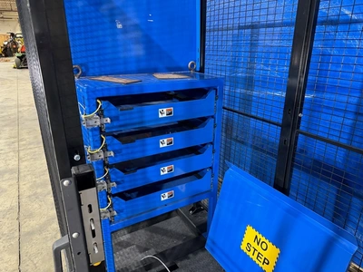 USED 2014 YASKAWA MOTOMAN HP20D