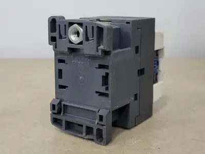 USED TELEMECANIQUE LC1D12