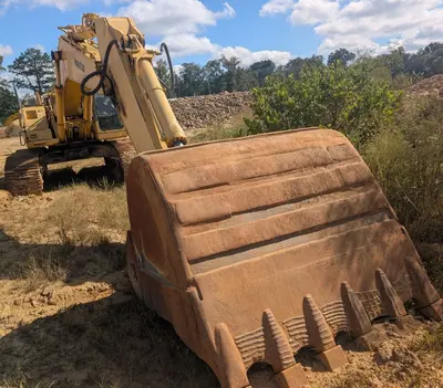 Used 2004 KOMATSU PC600LC-7 Crawler Excavators Louisiana US | Proxy Equipment #1545562