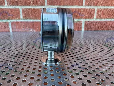 USED ANDERSON PHARMACEUTICAL SERIES PRESSURE GAUGE 0-1000 PSI W/ 2" FITTING