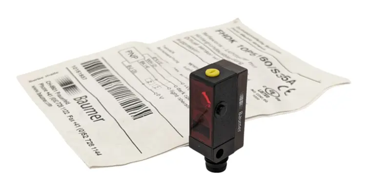 Used BAUMER DIFFUSE SENSOR W/ BACKGROUND SUPPRESSION 10151937 Photoelectric Sensors | Maverick Industrial Sales #1101602