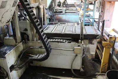 2013 BEHRINGER HBP430A Bandsaw | Levy Recovery Group (7)