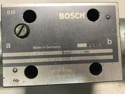 USED BOSCH 0 810 001 700