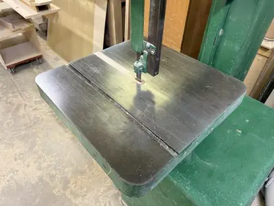 Powermatic Model 81 Bandsaw