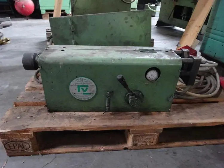 Used COLLAR FORMING MACHINE HYDRAULIC Tube End Forming Machinery BE | Apt International N.V #362435