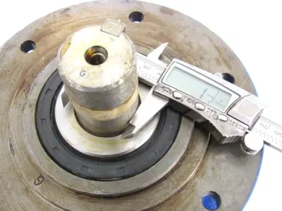 NEW SUMITOMO CNVJ-6125C-25 GEAR REDUCER 25:1 CNVJ6125C25