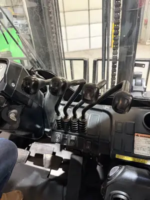 Used 2019 Caterpillar DP50N1 Internal Combustion Forklifts: Pneumatic Tire New York US | United Lift #1446686